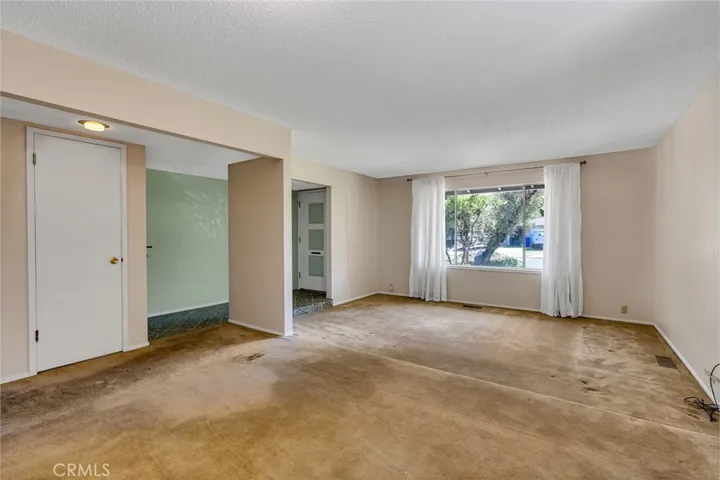 2855 Bedford Drive, Merced, California 95340