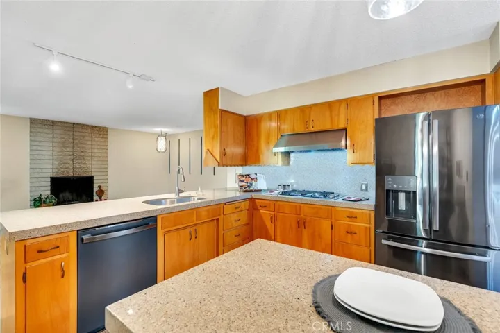 2855 Bedford Drive, Merced, California 95340