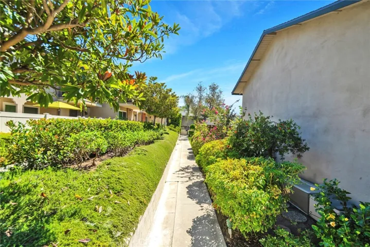 2438 E. Mountain St., Pasadena, California 91104