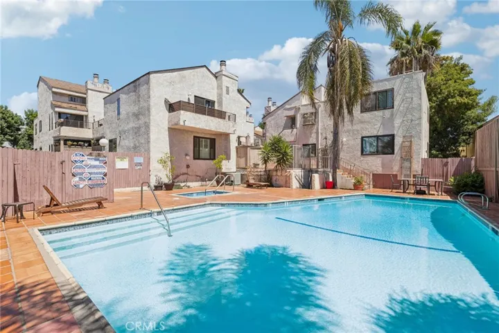 8221 Langdon Avenue 113, Van Nuys, California 91406