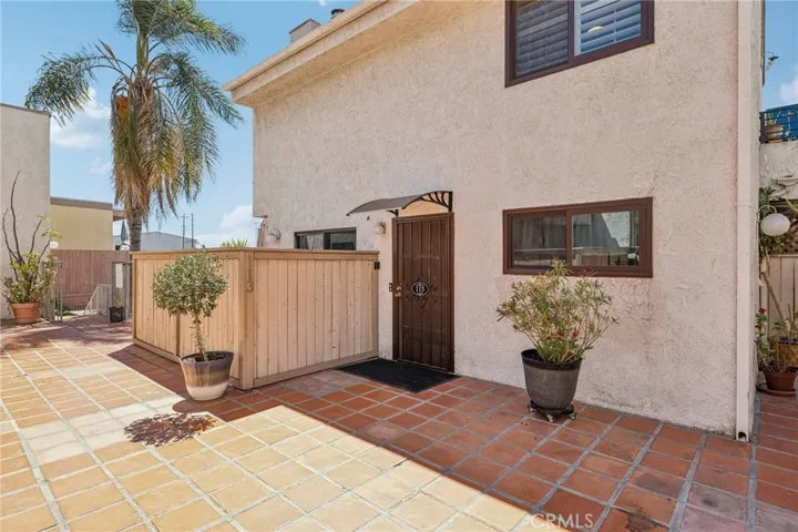 8221 Langdon Avenue 113, Van Nuys, California 91406