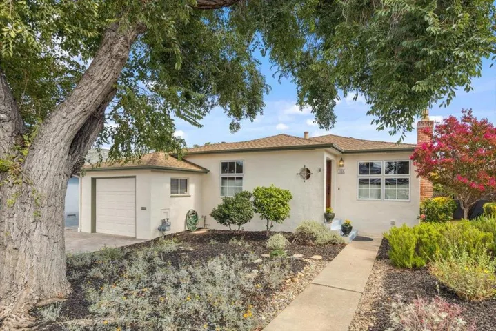 220 Del Rosa Way, San Mateo, California 94403