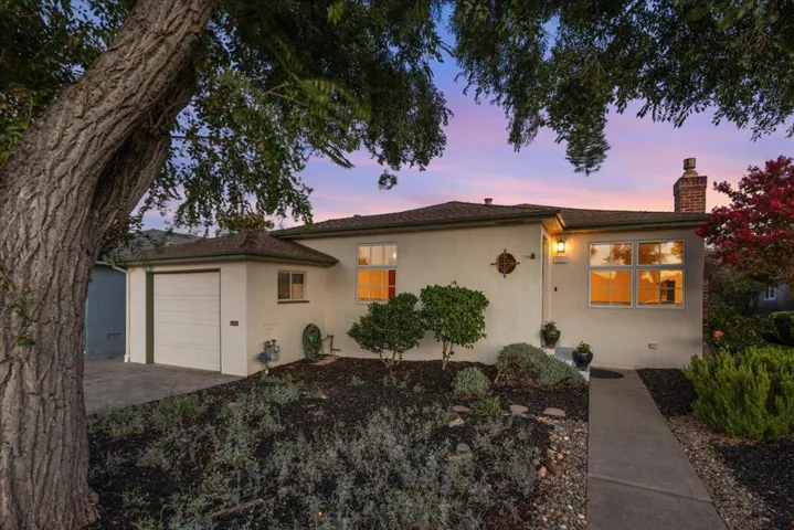 220 Del Rosa Way, San Mateo, California 94403