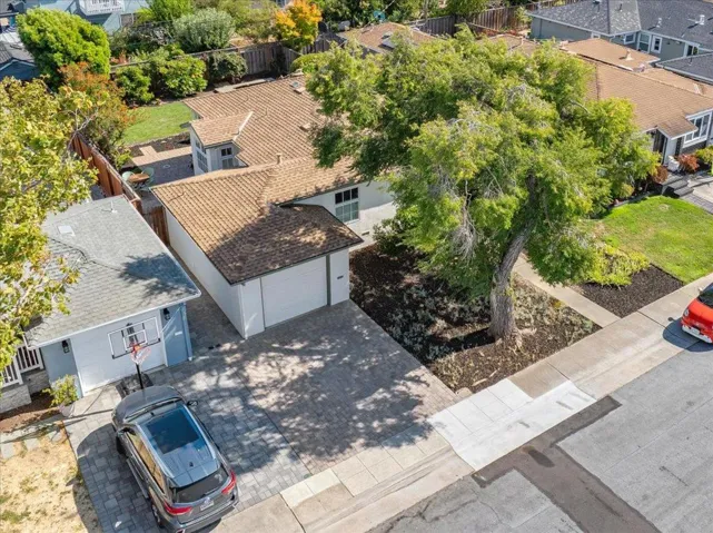 220 Del Rosa Way, San Mateo, California 94403