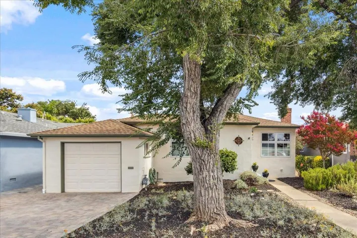 220 Del Rosa Way, San Mateo, California 94403