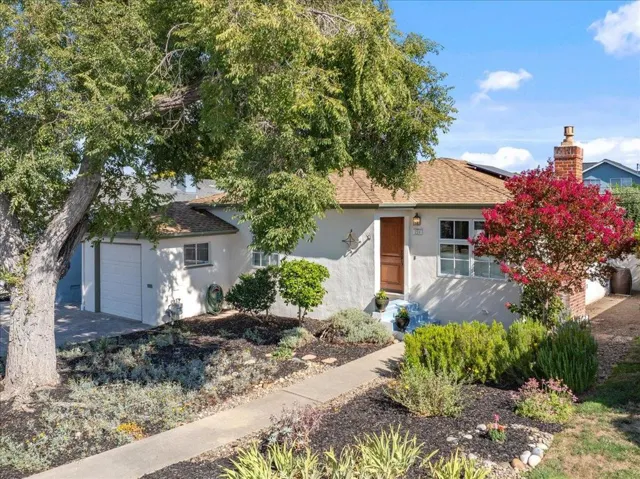 220 Del Rosa Way, San Mateo, California 94403