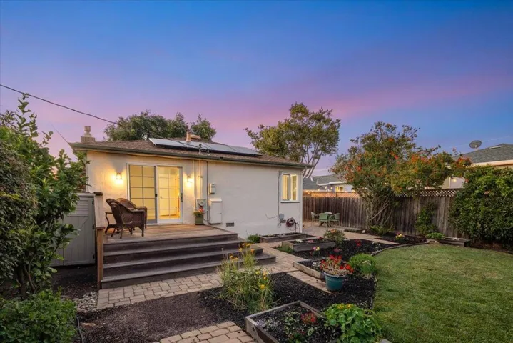 220 Del Rosa Way, San Mateo, California 94403