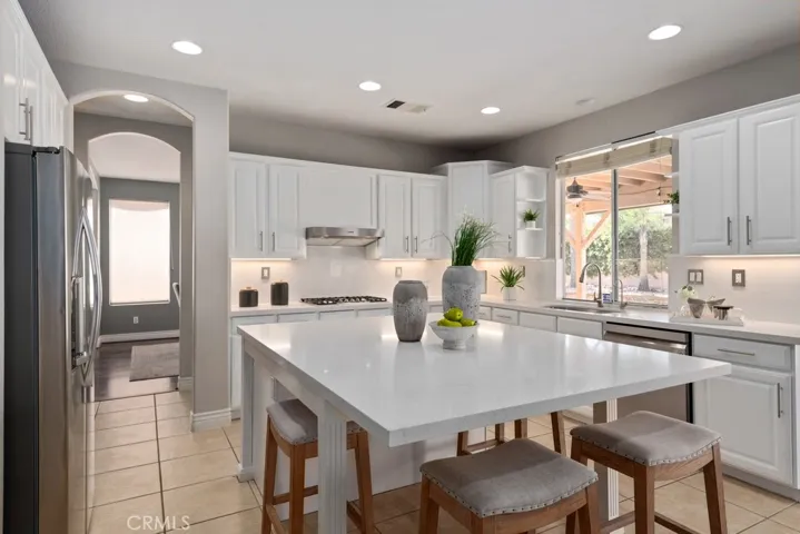 26574 Evergreen Avenue, Murrieta, California 92563