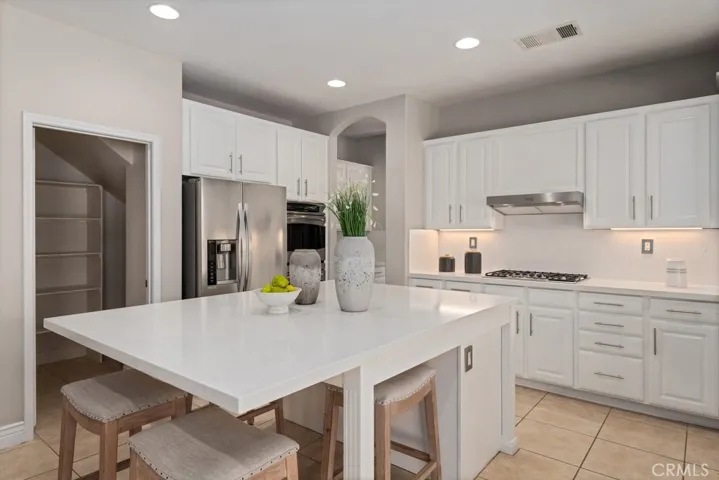 26574 Evergreen Avenue, Murrieta, California 92563