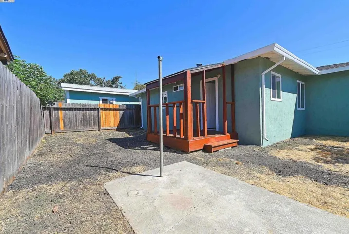 28069 E 12th St, Hayward, California 94544