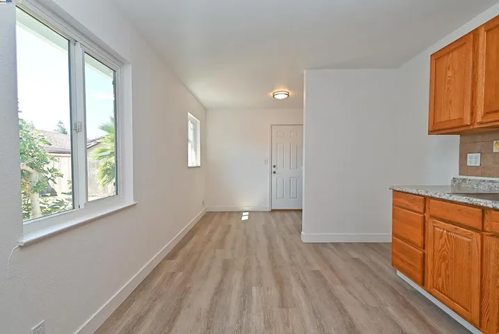 28069 E 12th St, Hayward, California 94544