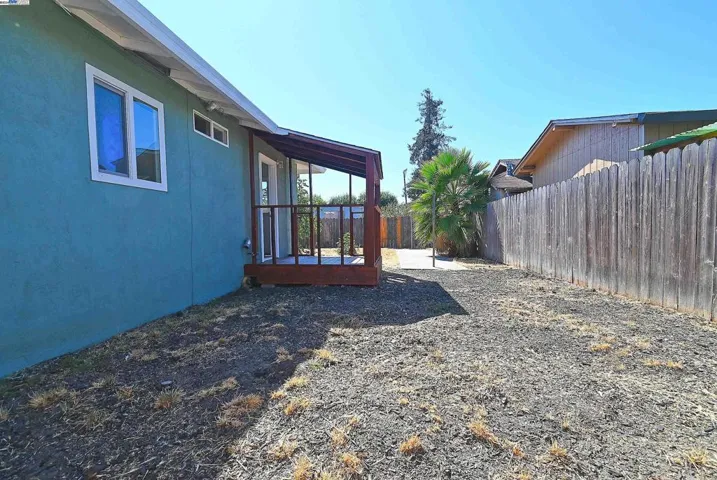 28069 E 12th St, Hayward, California 94544