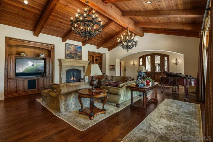 17867 Joyas Ct., Poway, California 92064