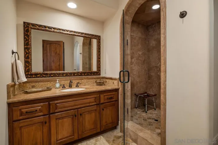 17867 Joyas Ct., Poway, California 92064