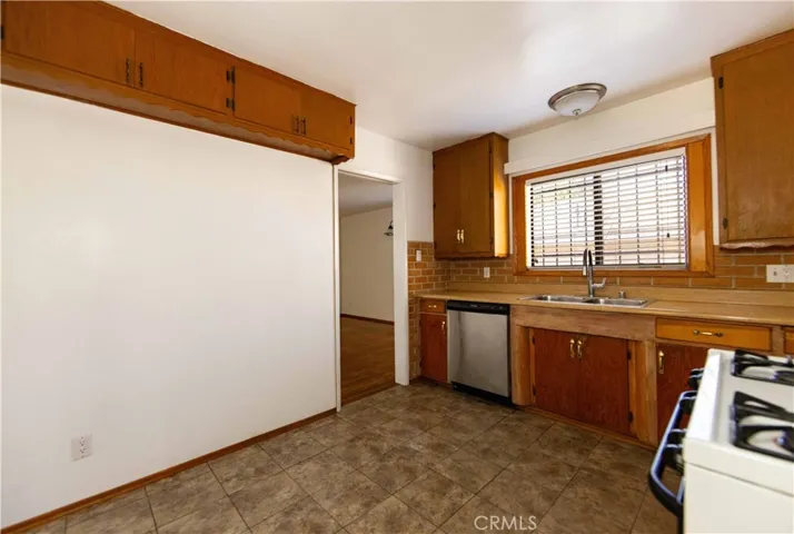 1320 Higgins Street, Oceanside, California 92058