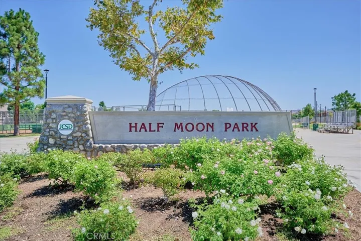 NEARBY PARK