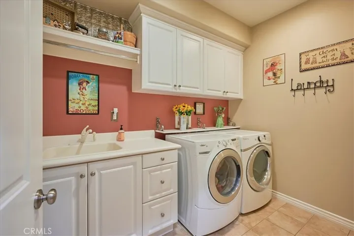 14508 Meadowbrook Lane, Eastvale, California 92880