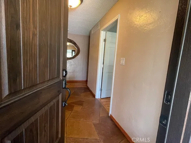 918 S Redwood Drive, Visalia, California 93277