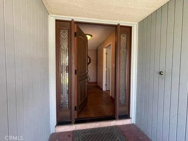 918 S Redwood Drive, Visalia, California 93277