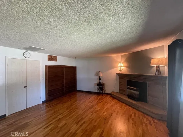 918 S Redwood Drive, Visalia, California 93277