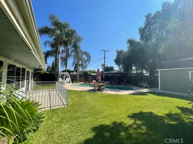 918 S Redwood Drive, Visalia, California 93277