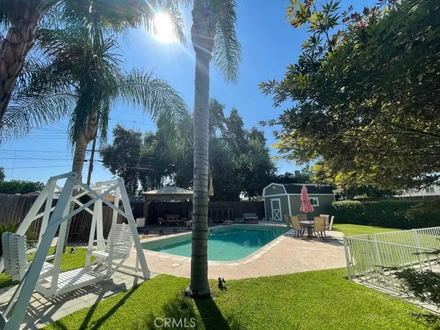 918 S Redwood Drive, Visalia, California 93277