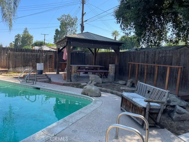 918 S Redwood Drive, Visalia, California 93277