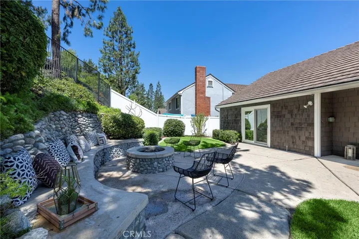 5146 E Greensboro Lane, Anaheim Hills, California 92807