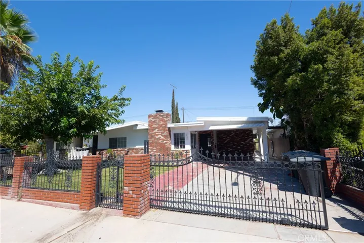 1594 Rialto Avenue, Colton, California 92324