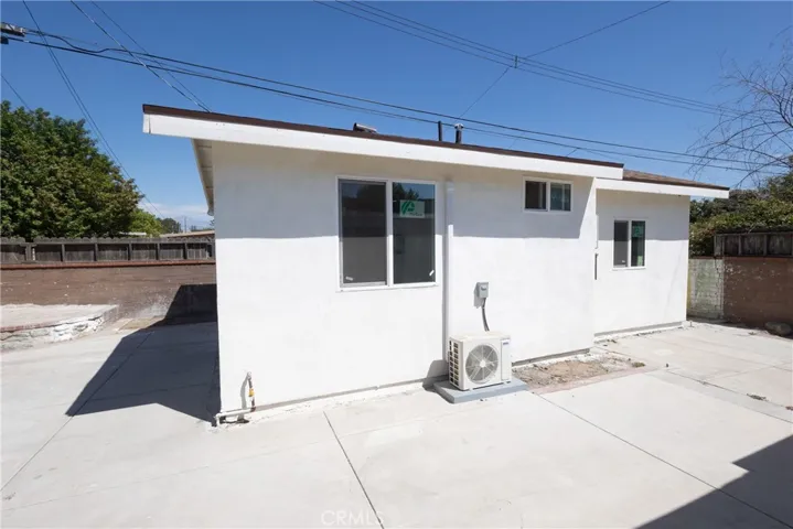 1594 Rialto Avenue, Colton, California 92324