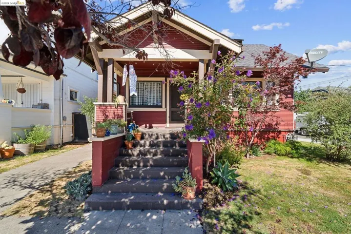 4195 Shafter facade