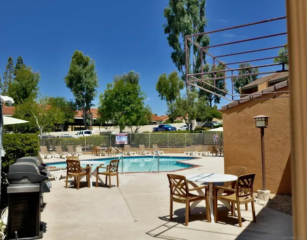 Swimming Pool/Hot Tub/Sauna