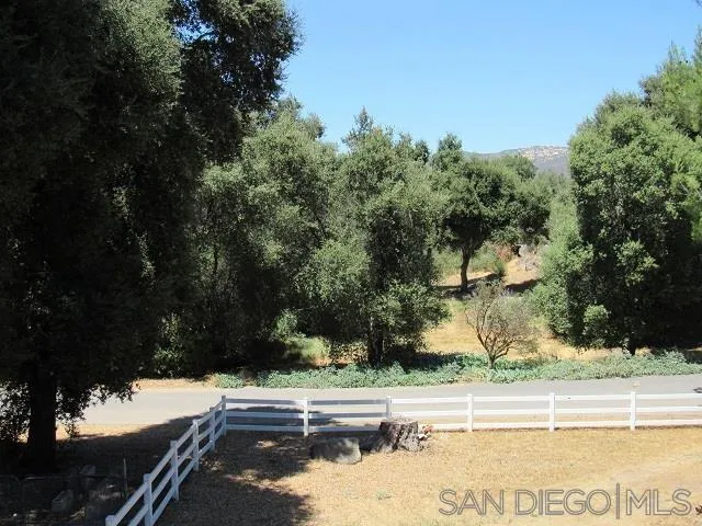 2571 Lakeshore, Campo, California 91906