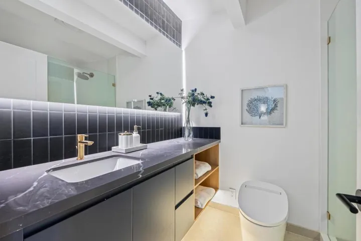 850 Wintergreen Way, Palo Alto, California 94303