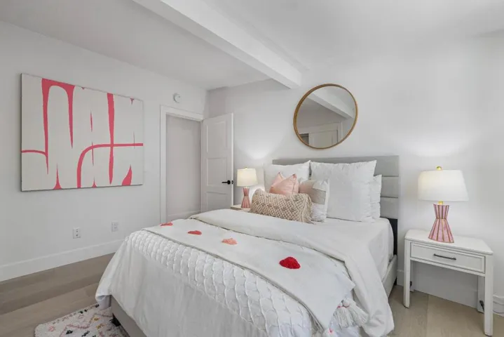 850 Wintergreen Way, Palo Alto, California 94303