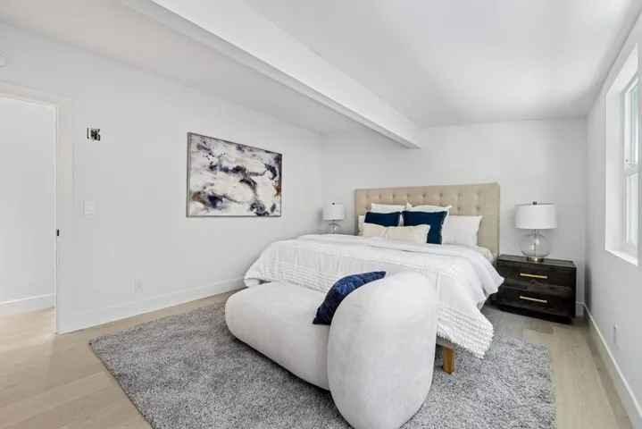 850 Wintergreen Way, Palo Alto, California 94303