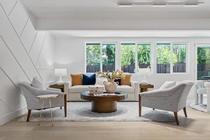 850 Wintergreen Way, Palo Alto, California 94303