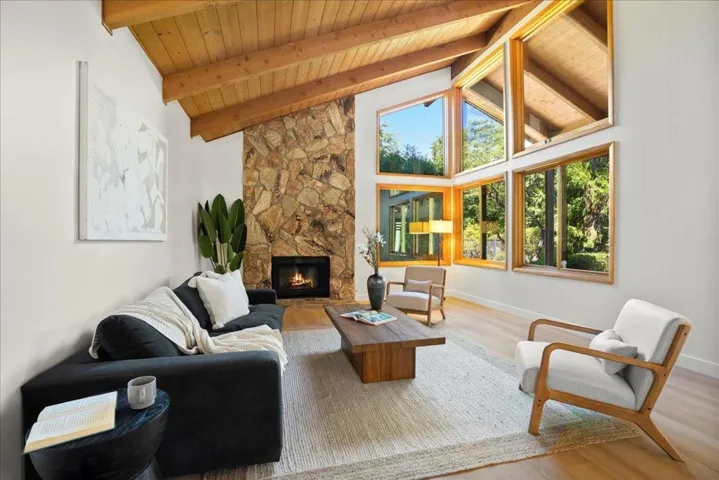 14131 Woodview Lane, Saratoga, California 95070