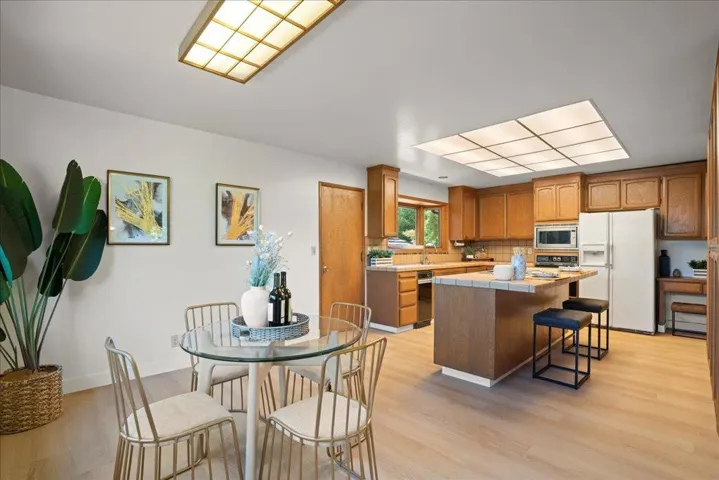 14131 Woodview Lane, Saratoga, California 95070