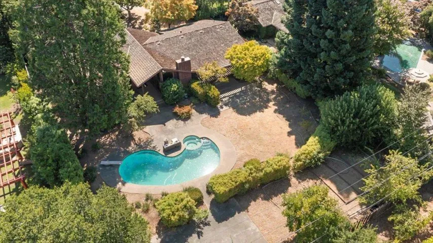 14131 Woodview Lane, Saratoga, California 95070