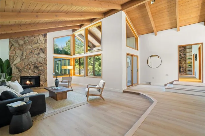 14131 Woodview Lane, Saratoga, California 95070