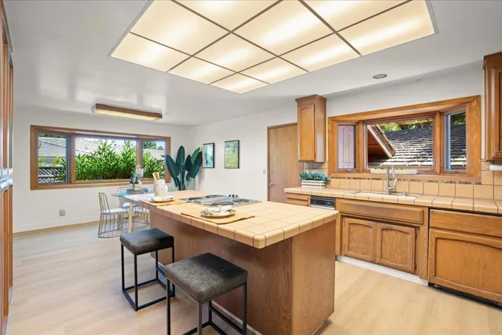 14131 Woodview Lane, Saratoga, California 95070