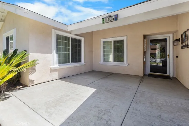 3895 New Haven Drive, Riverside, California 92505