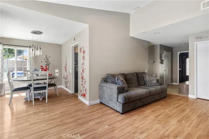 3895 New Haven Drive, Riverside, California 92505