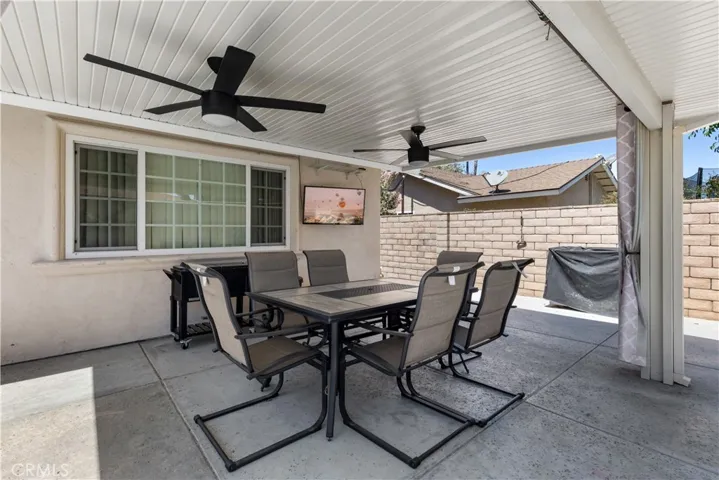 3895 New Haven Drive, Riverside, California 92505
