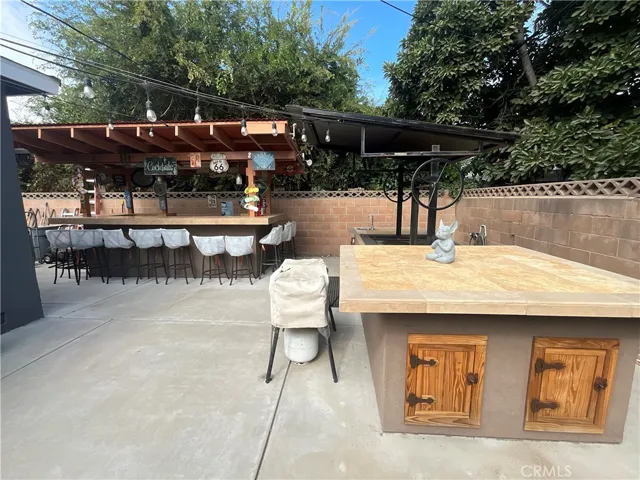 609 E Evergreen Avenue, Santa Maria, California 93454