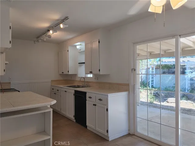2276 Oak Knoll Way, Oroville, California 95966