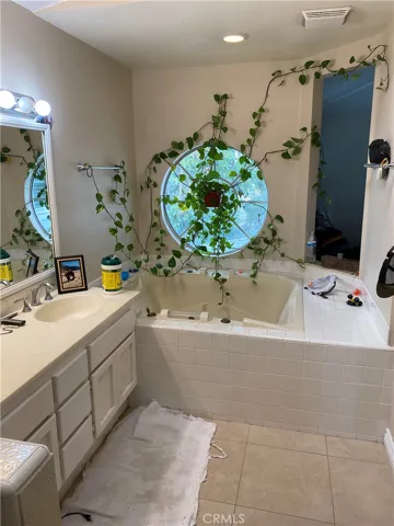 8105 Surfline Drive A, Huntington Beach, California 92646