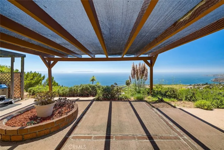3418 Seaglen Drive, Rancho Palos Verdes, California 90275