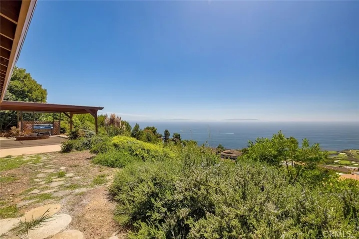3418 Seaglen Drive, Rancho Palos Verdes, California 90275
